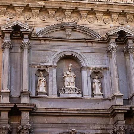 Padre Suarez Centro De * Granada